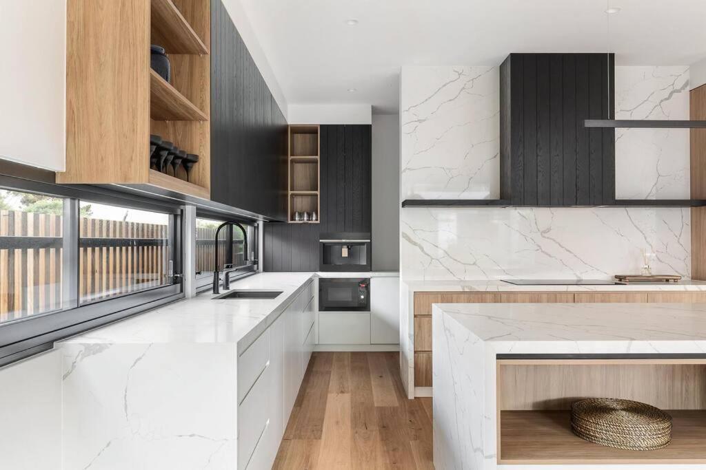 Kirks On Park - Brand New Luxury Home, Great Location Sorrento Exteriör bild